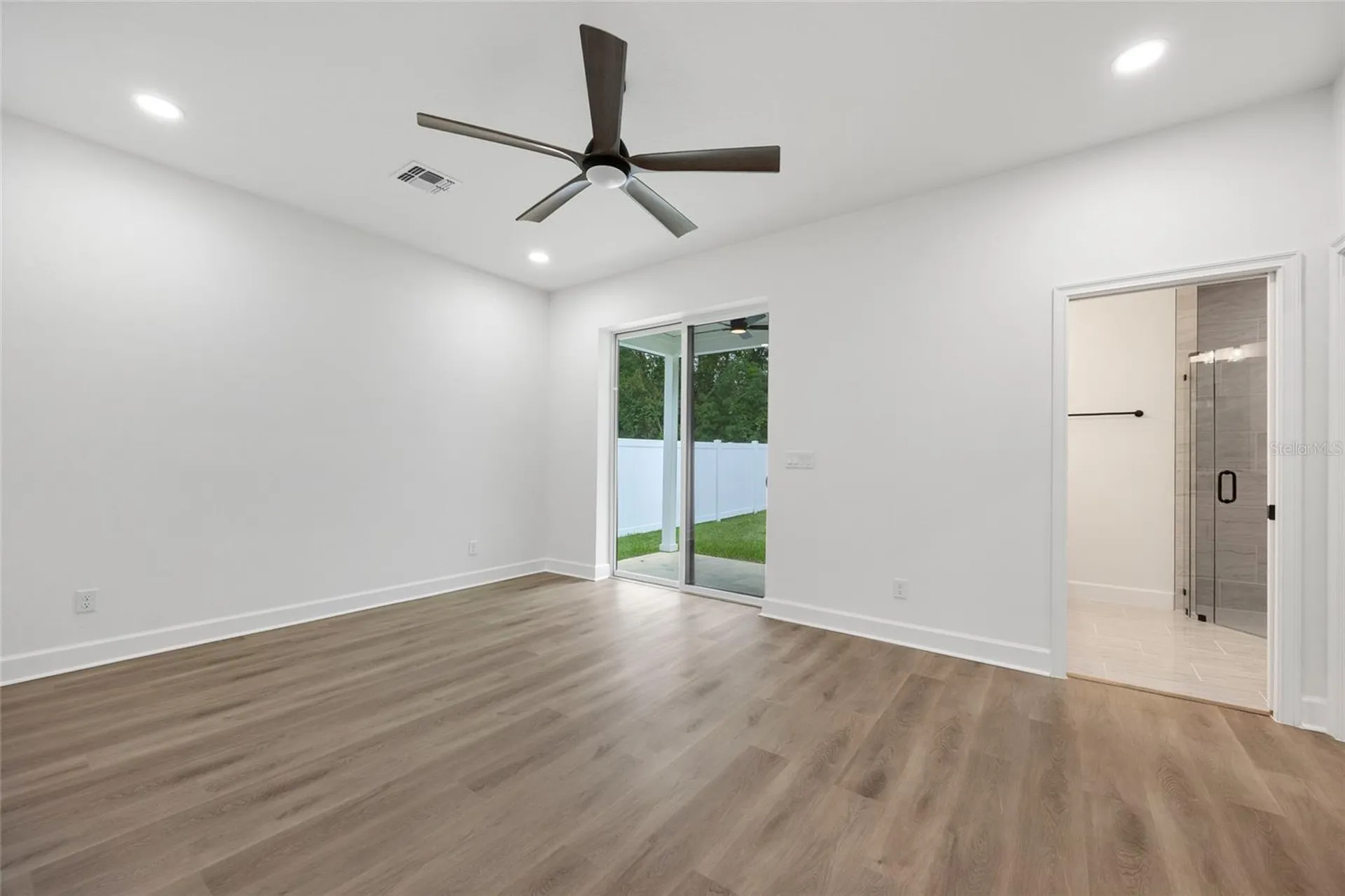 1018 Farmstead Street Eustis FL 32736