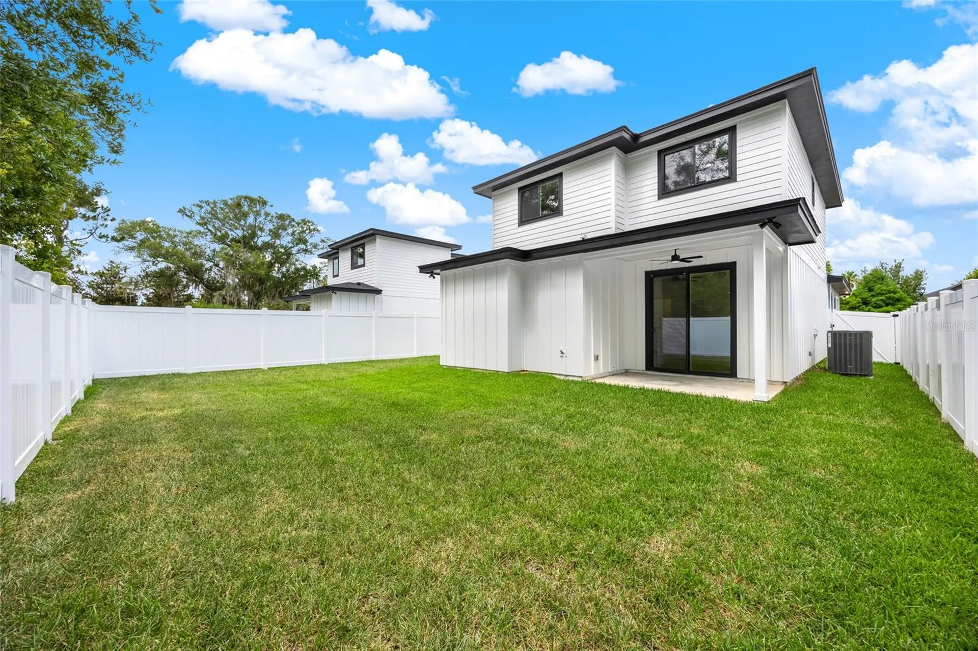 1018 Farmstead Street Eustis FL 32736