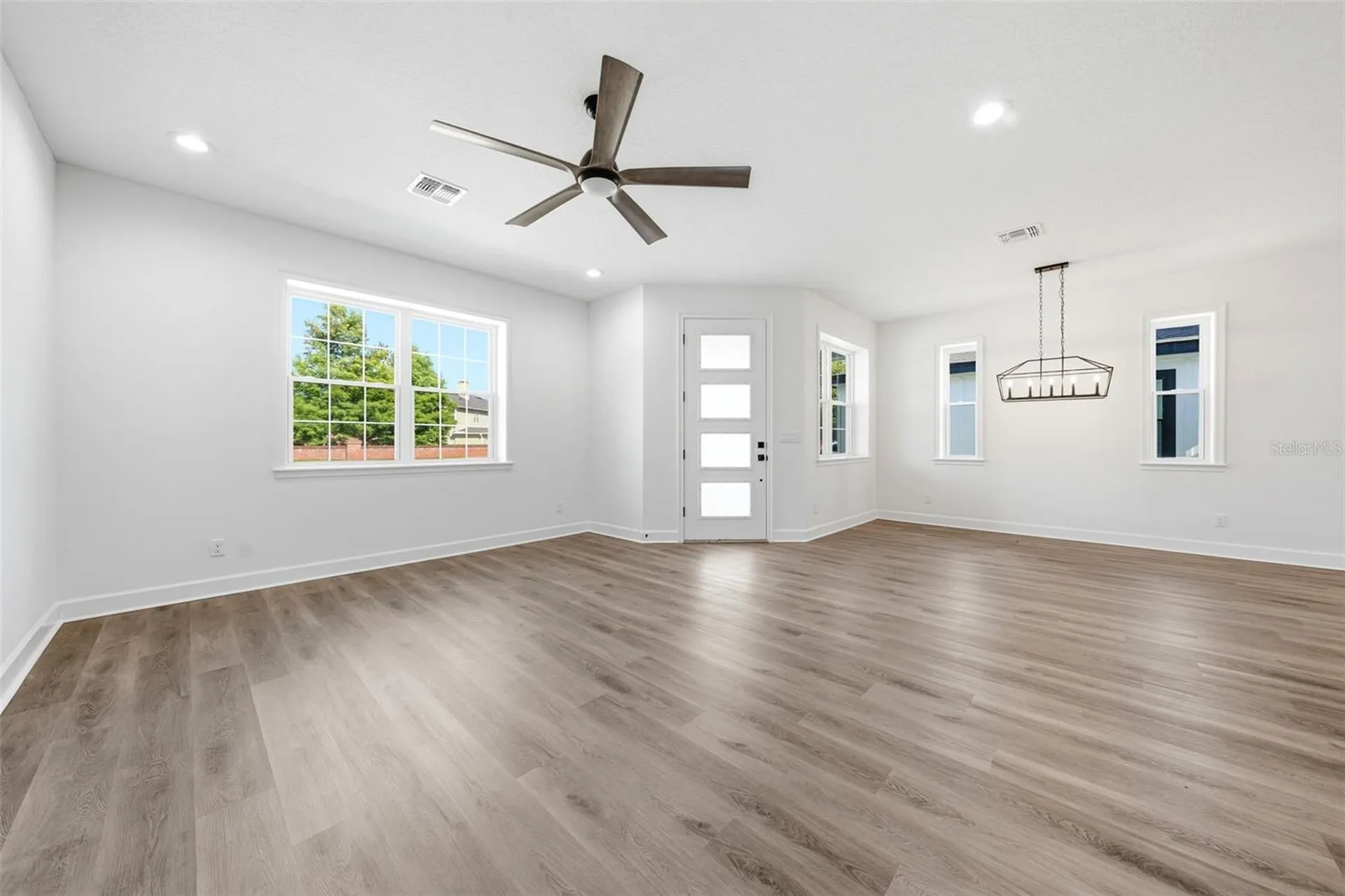 1018 Farmstead Street Eustis FL 32736