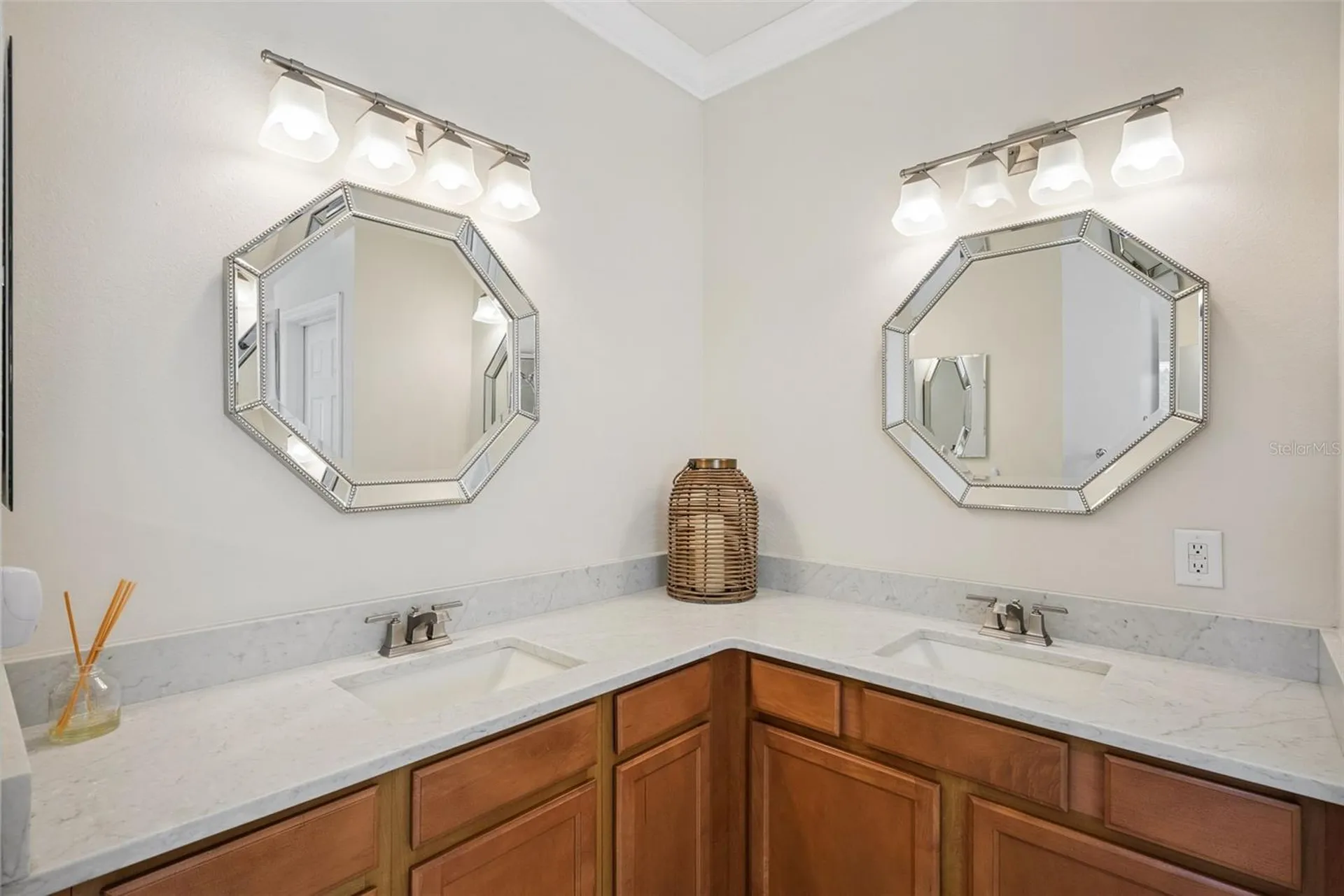14255 Southern Red Maple Drive Orlando FL 32828