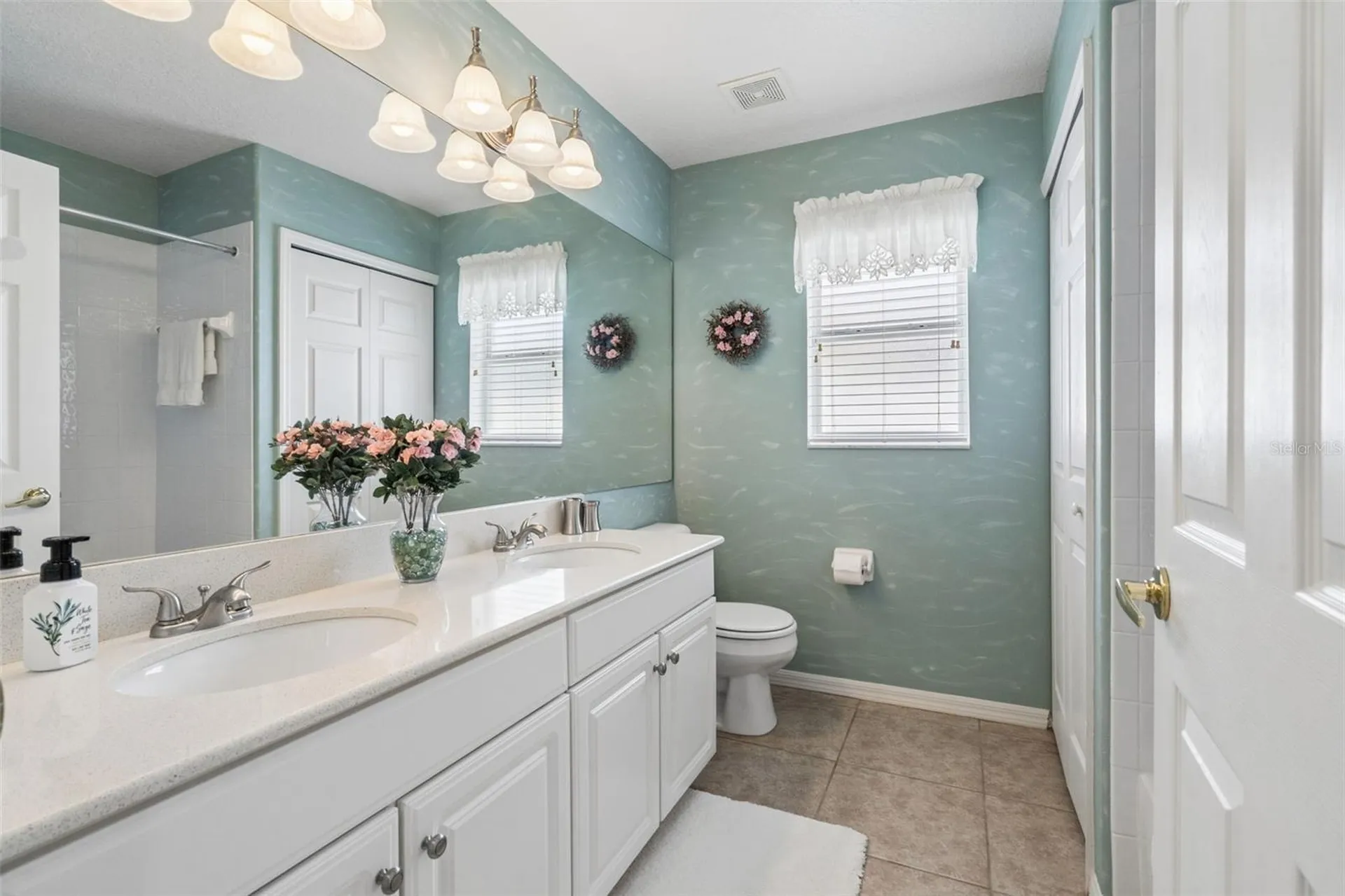 232 Via Mariel East Drive Davenport FL 33896