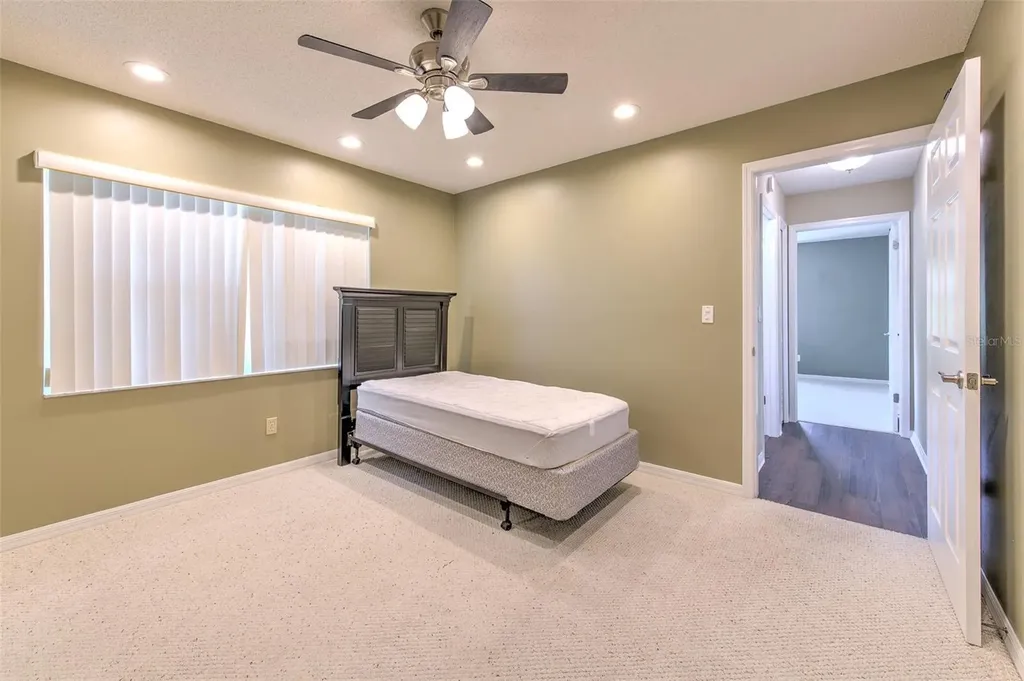 1812 New Bedford Drive Sun City Center FL 33573