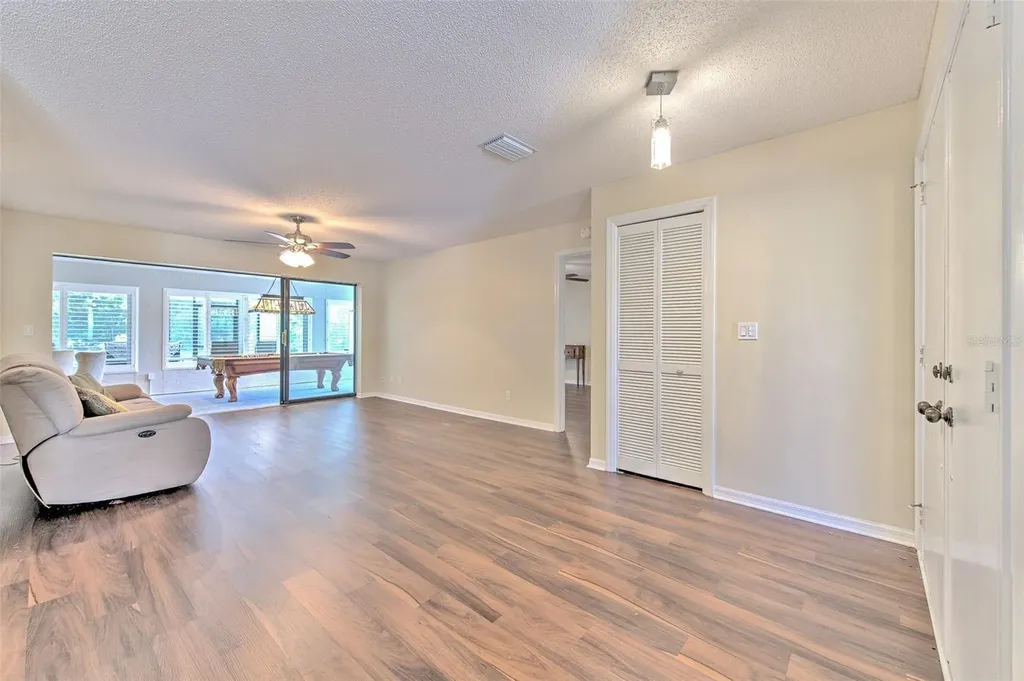 1812 New Bedford Drive Sun City Center FL 33573