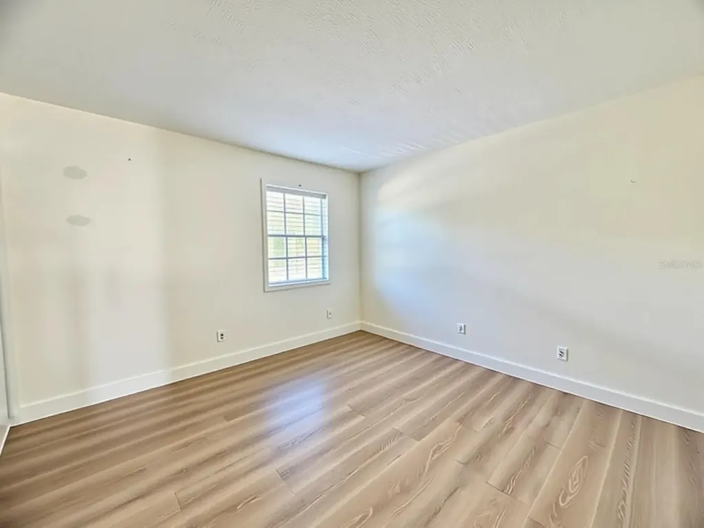 3751 Pompano Drive SE St Petersburg FL 33705