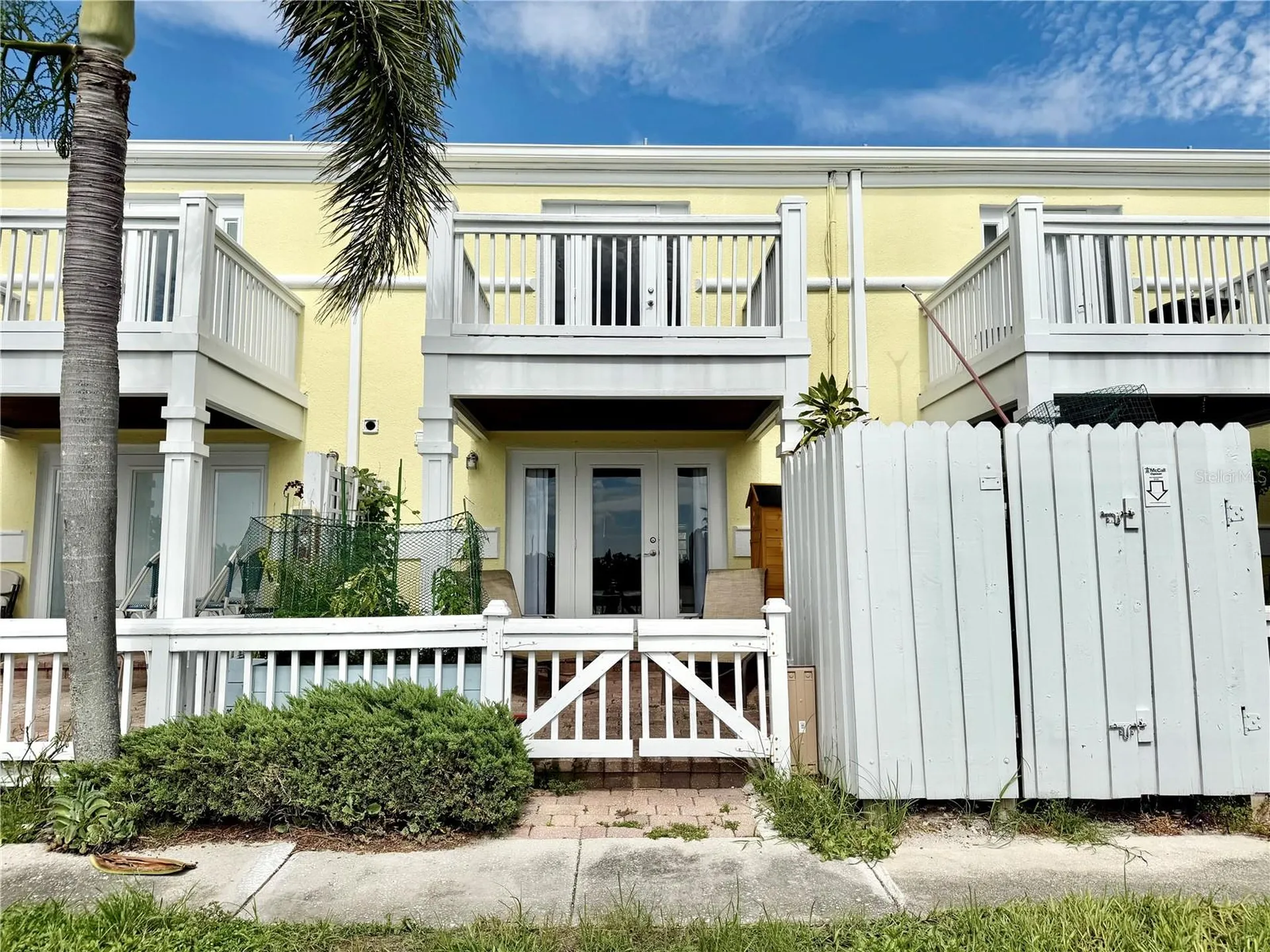 3751 Pompano Drive SE St Petersburg FL 33705