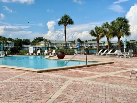 3751 Pompano Drive SE St Petersburg FL 33705