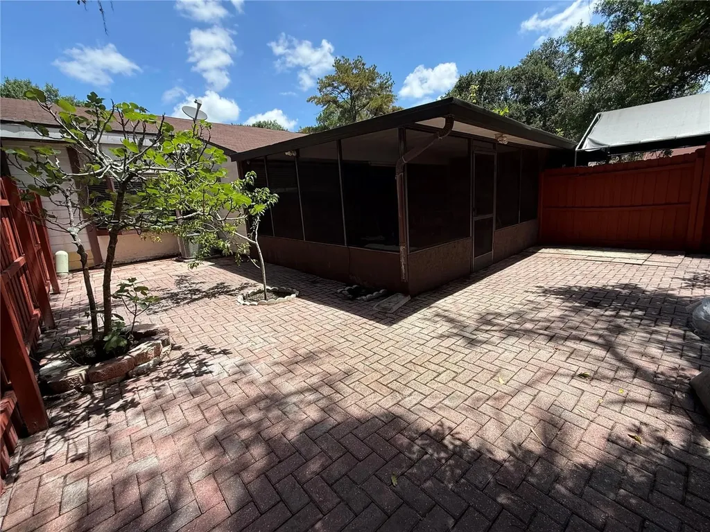10344 Councils Way Tampa FL 33617