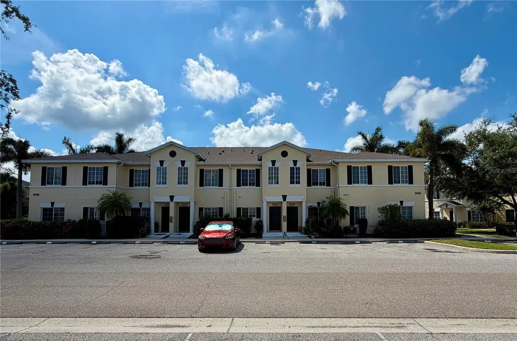 245 Cape Harbour Loop Bradenton FL 34212