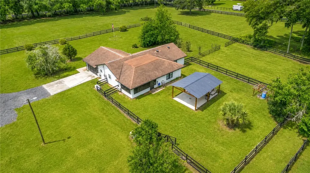 2735 NE 127th Place Anthony FL 32617