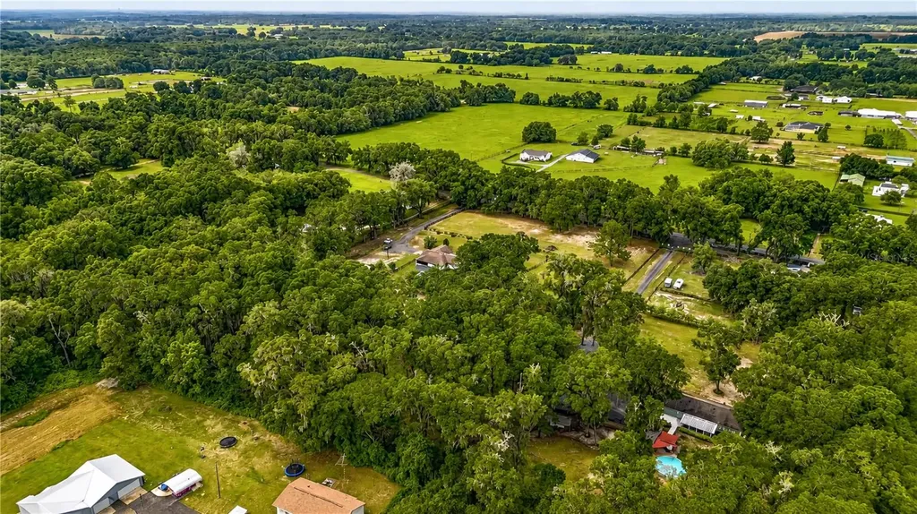 2735 NE 127th Place Anthony FL 32617