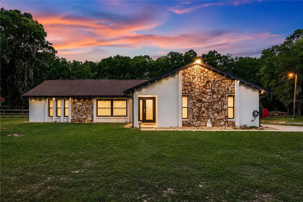 2735 NE 127th Place Anthony FL 32617