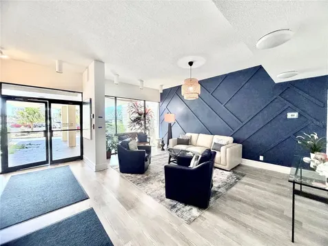 7400 Sun Island Drive S South Pasadena FL 33707