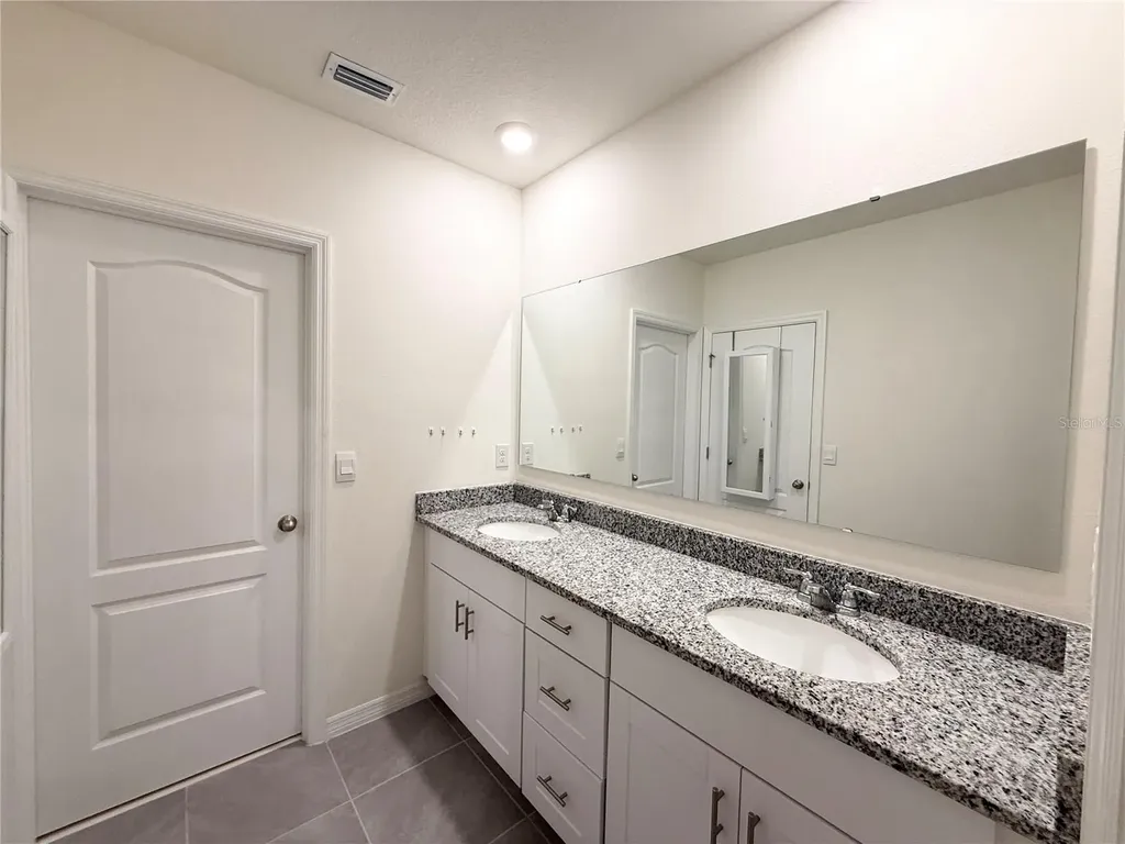 1503 Isleta Loop Kissimmee FL 34741