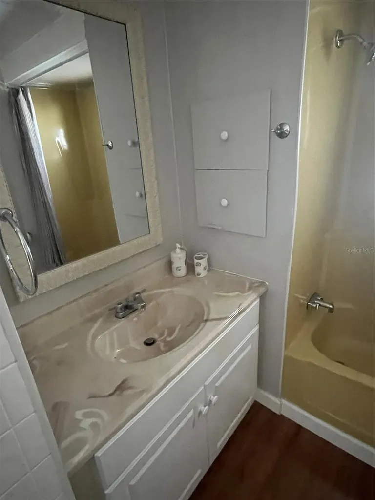 633 Como Drive Venice FL 34285