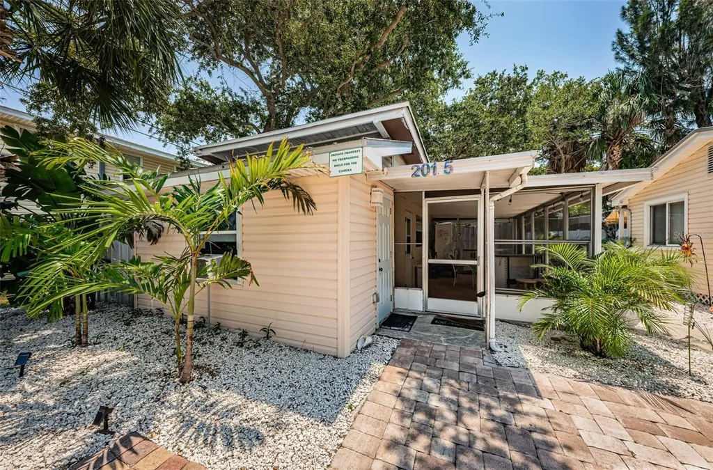 201.5 7th Avenue Indian Rocks Beach FL 33785
