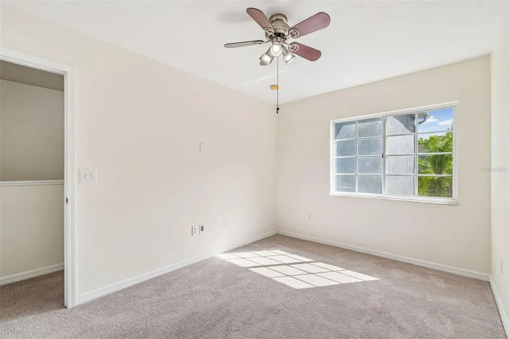 18107 Nassau Point Drive Tampa FL 33647