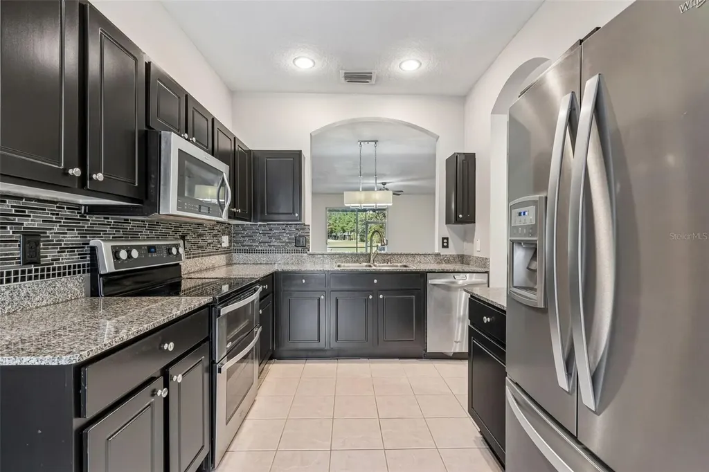 18107 Nassau Point Drive Tampa FL 33647
