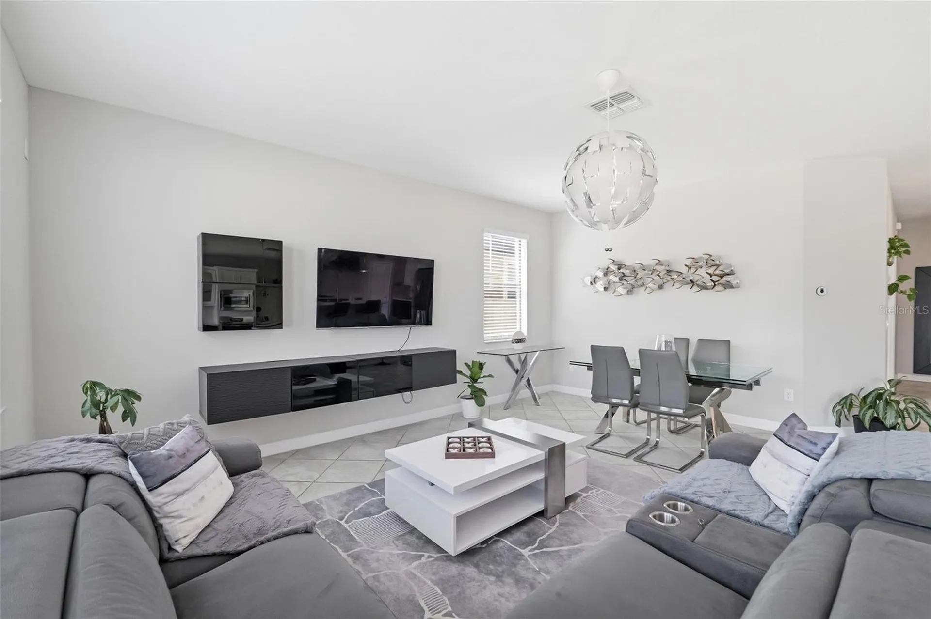 9731 Ivory Drive Ruskin FL 33573