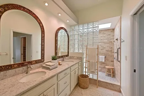 6708 90th Street E Bradenton FL 34202