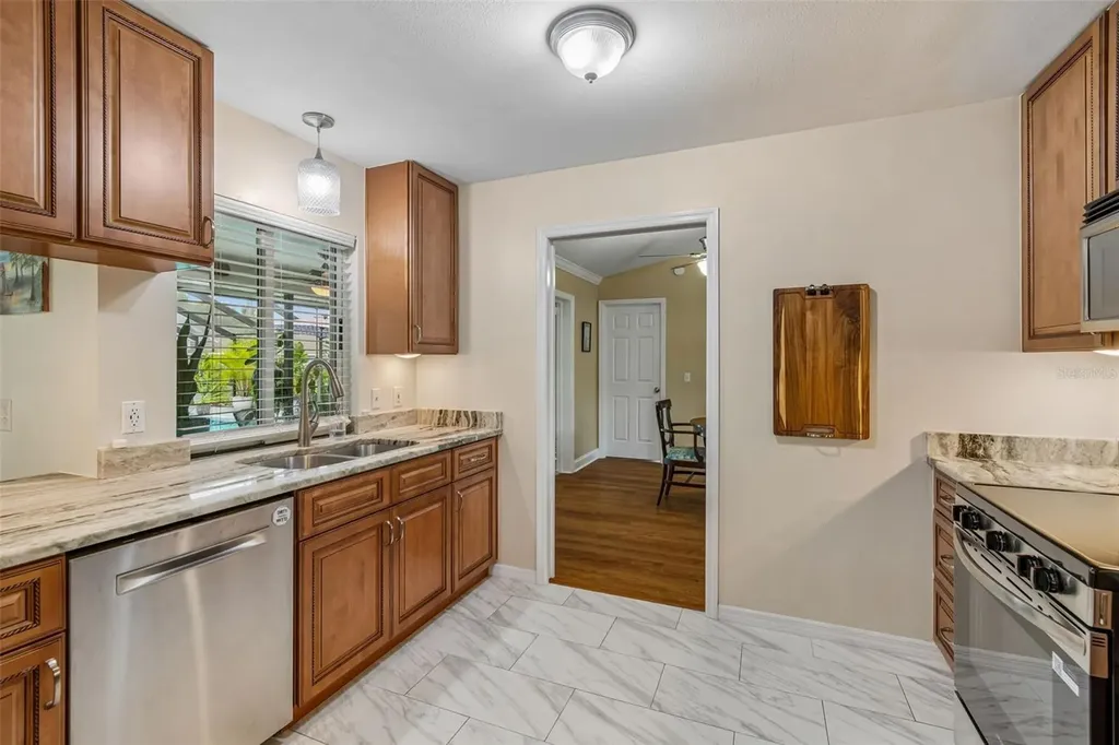 2434 Summitview Drive Lakeland FL 33812