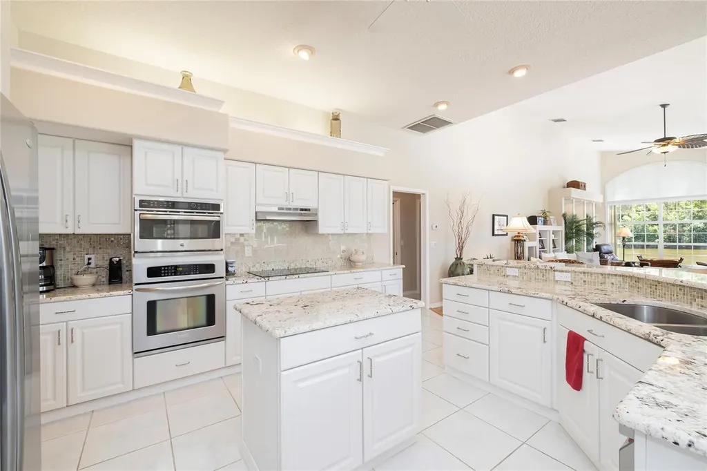2055 Diamond Court Oldsmar FL 34677