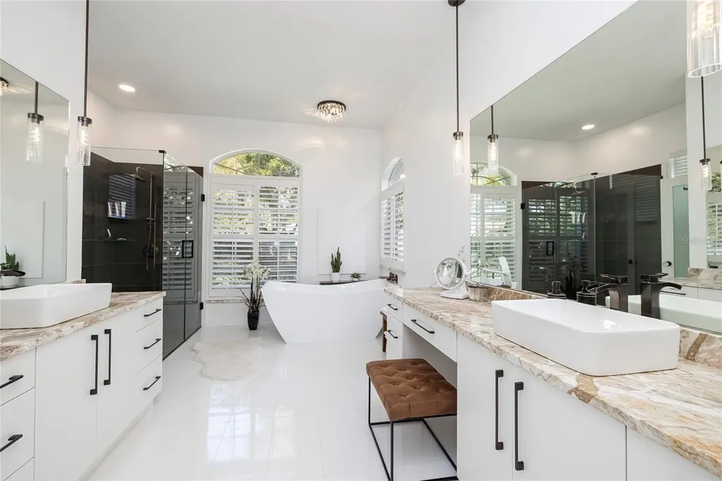 2055 Diamond Court Oldsmar FL 34677