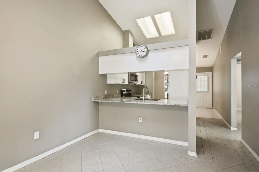 406 S Bayview Boulevard Oldsmar FL 34677