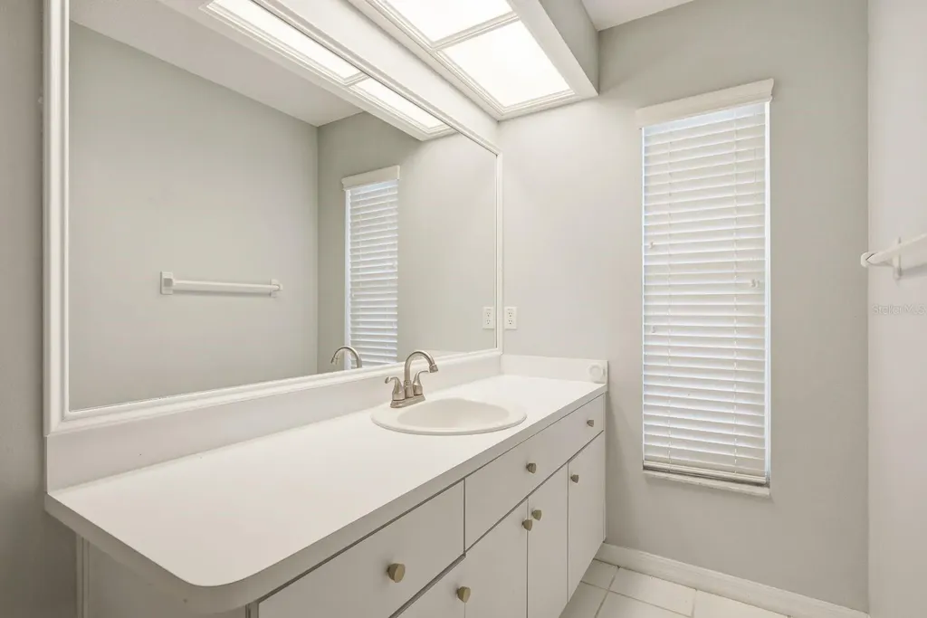 406 S Bayview Boulevard Oldsmar FL 34677
