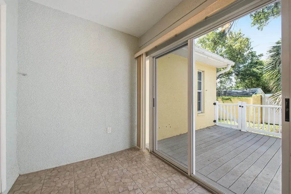 406 S Bayview Boulevard Oldsmar FL 34677