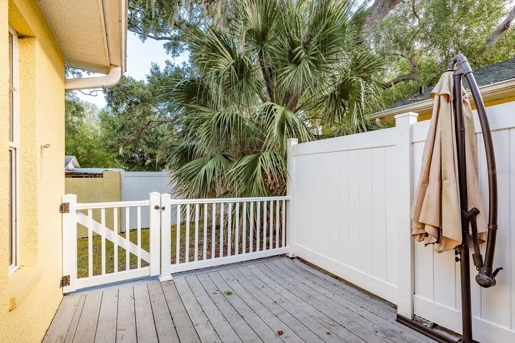 406 S Bayview Boulevard Oldsmar FL 34677