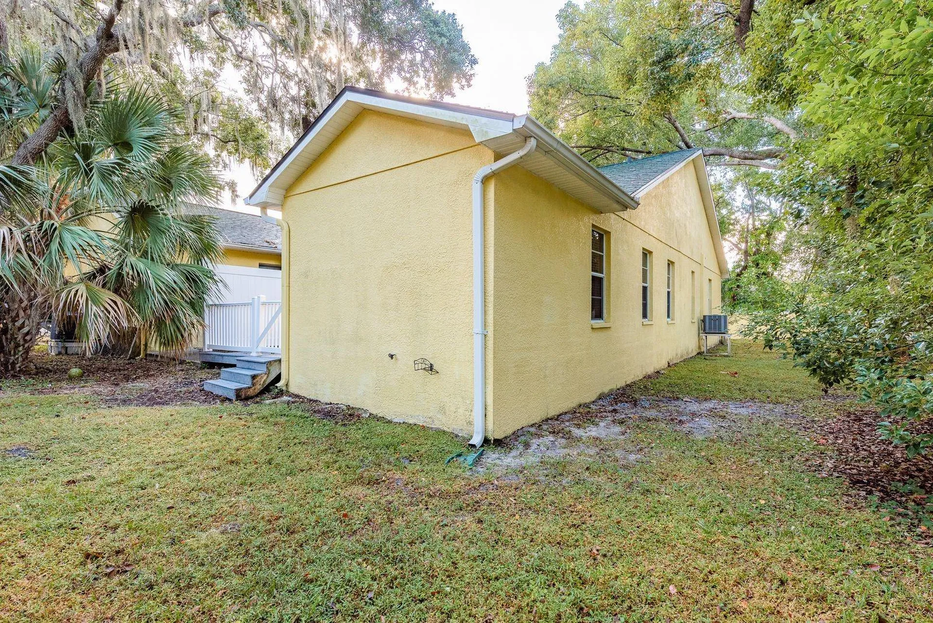 406 S Bayview Boulevard Oldsmar FL 34677