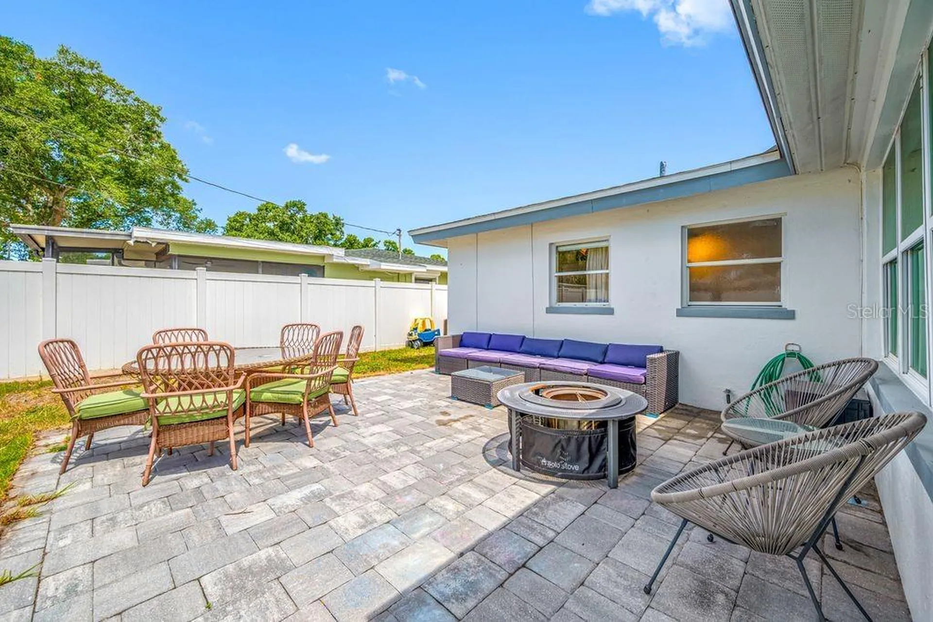 6752 31st Terrace N St Petersburg FL 33710