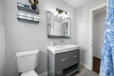 6752 31st Terrace N St Petersburg FL 33710