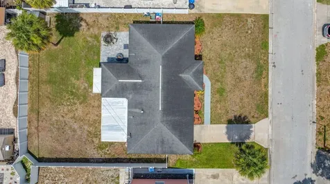 6752 31st Terrace N St Petersburg FL 33710