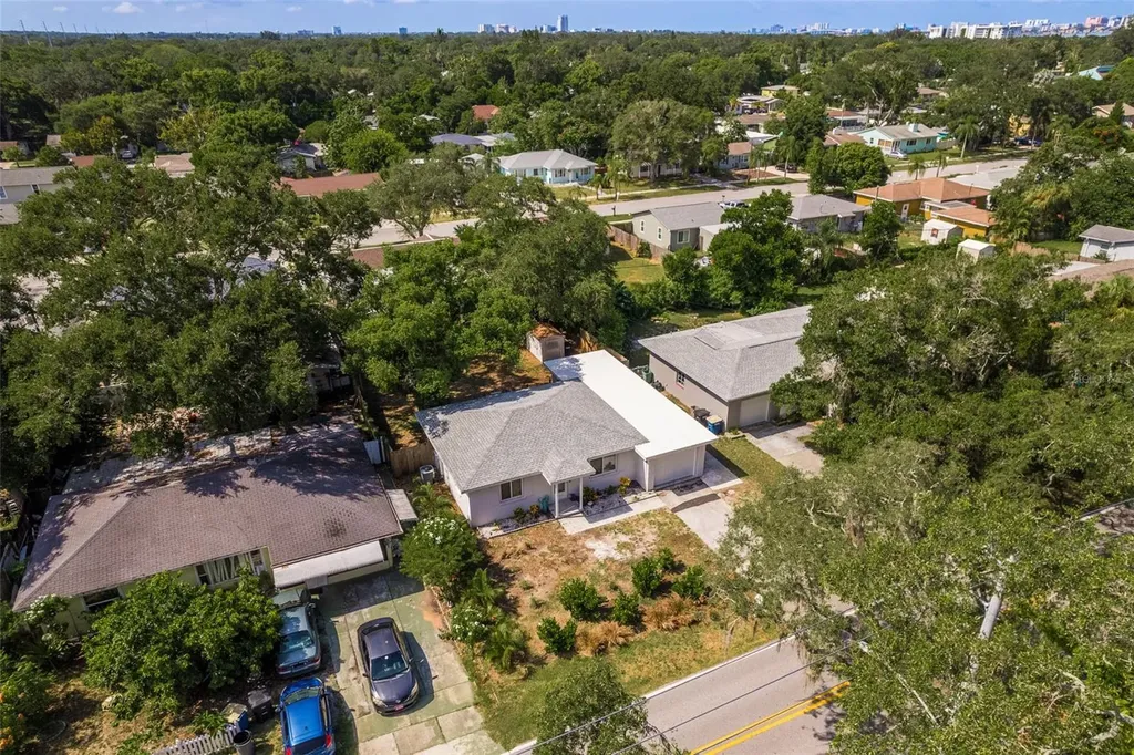 1253 Union Street Clearwater FL 33755