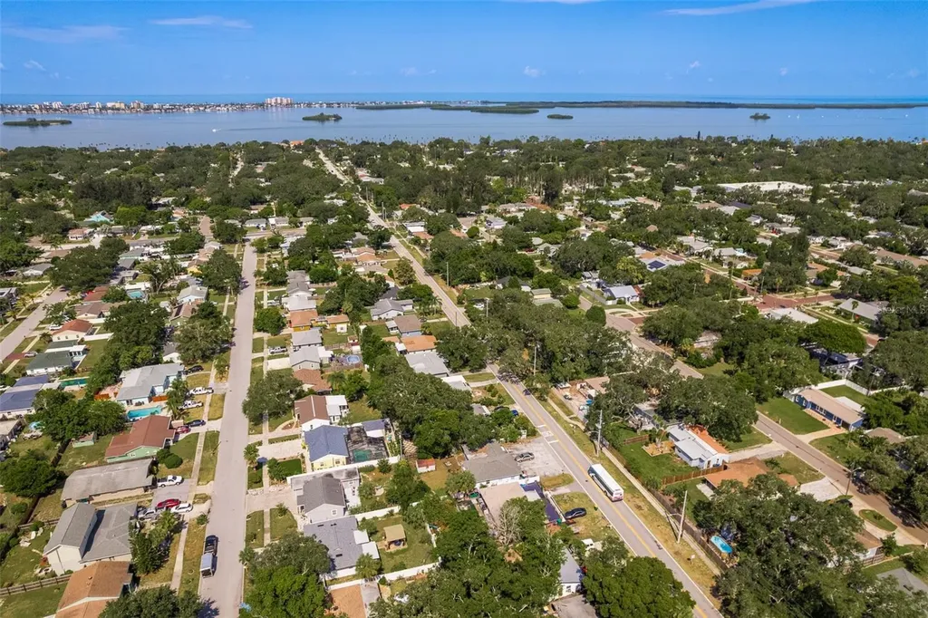 1253 Union Street Clearwater FL 33755