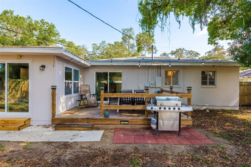 1253 Union Street Clearwater FL 33755