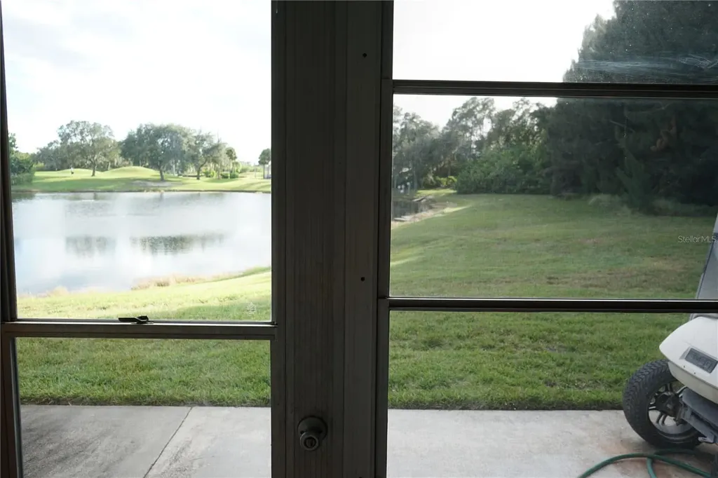 424 Lake Point Court Sun City Center FL 33573