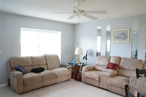 424 Lake Point Court Sun City Center FL 33573