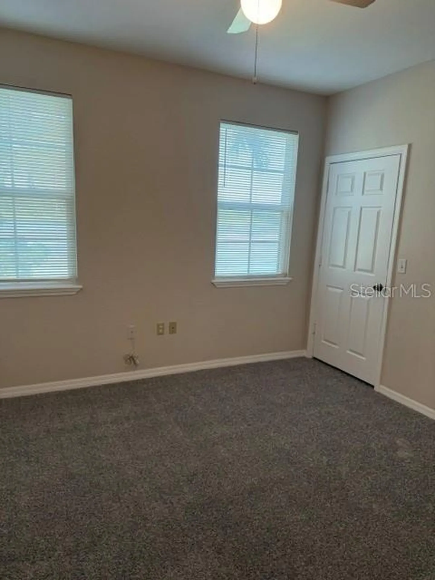 3250 Corona Village Way Orlando FL 32835