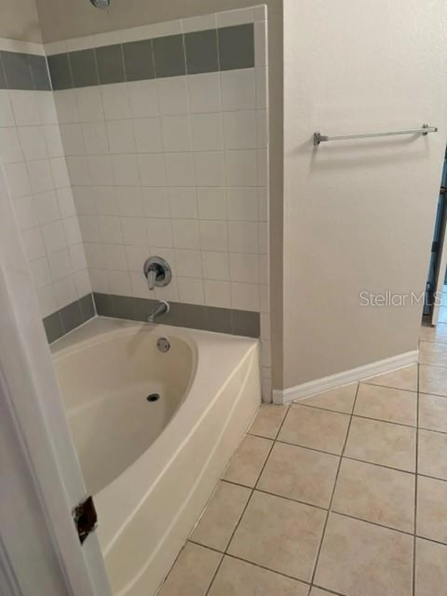3250 Corona Village Way Orlando FL 32835