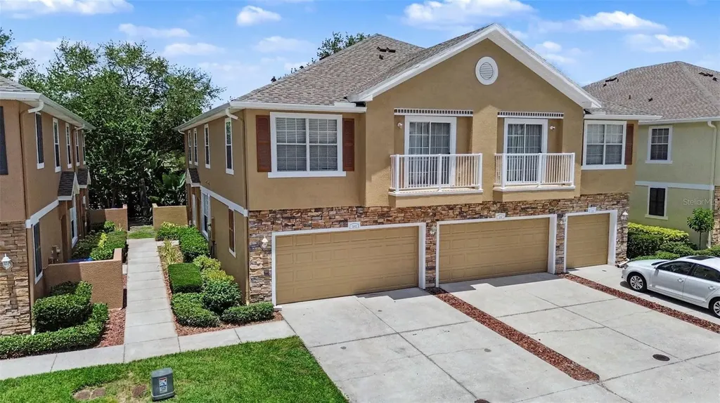 5142 6th Way N St Petersburg FL 33703