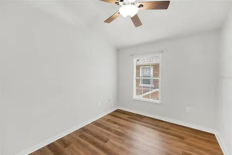 5142 6th Way N St Petersburg FL 33703