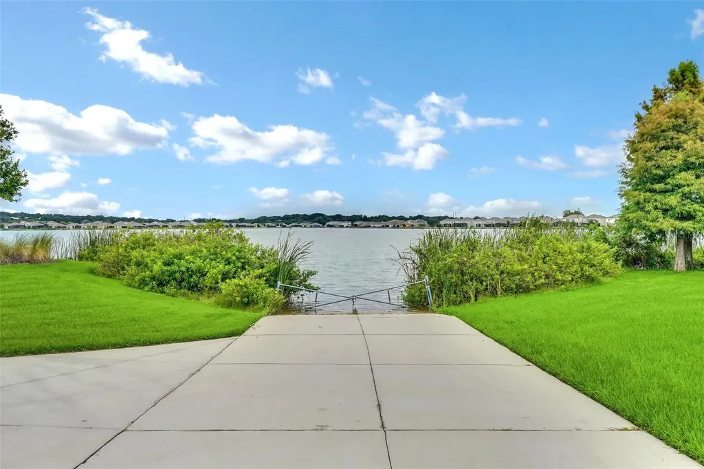 528 Rainbow Springs Loop Groveland FL 34736