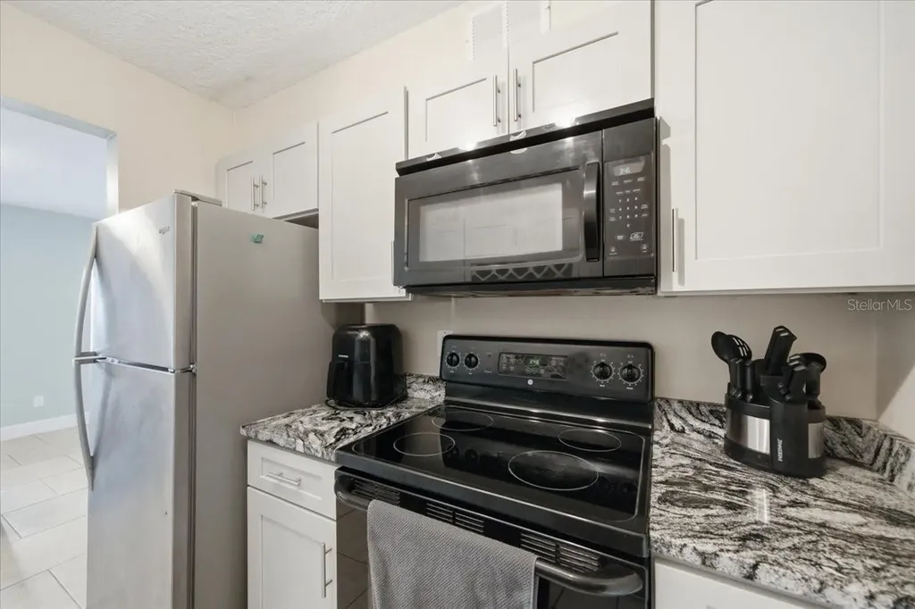 4843 Coquina Key Drive SE St Petersburg FL 33705