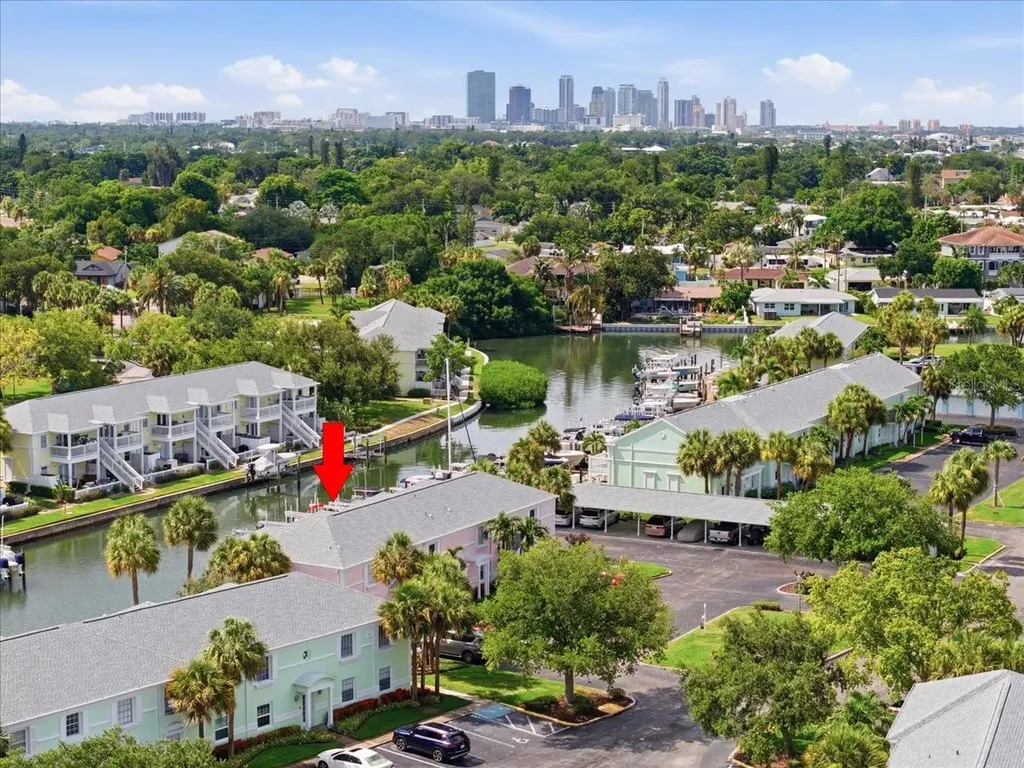 4843 Coquina Key Drive SE St Petersburg FL 33705