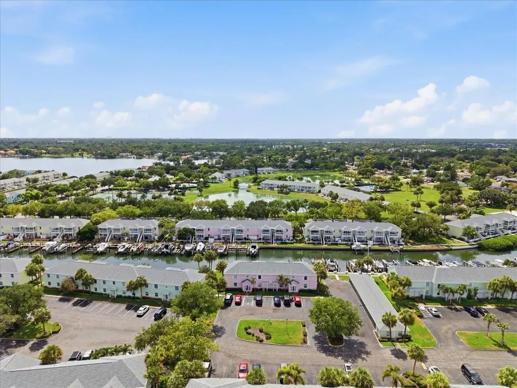 4843 Coquina Key Drive SE St Petersburg FL 33705