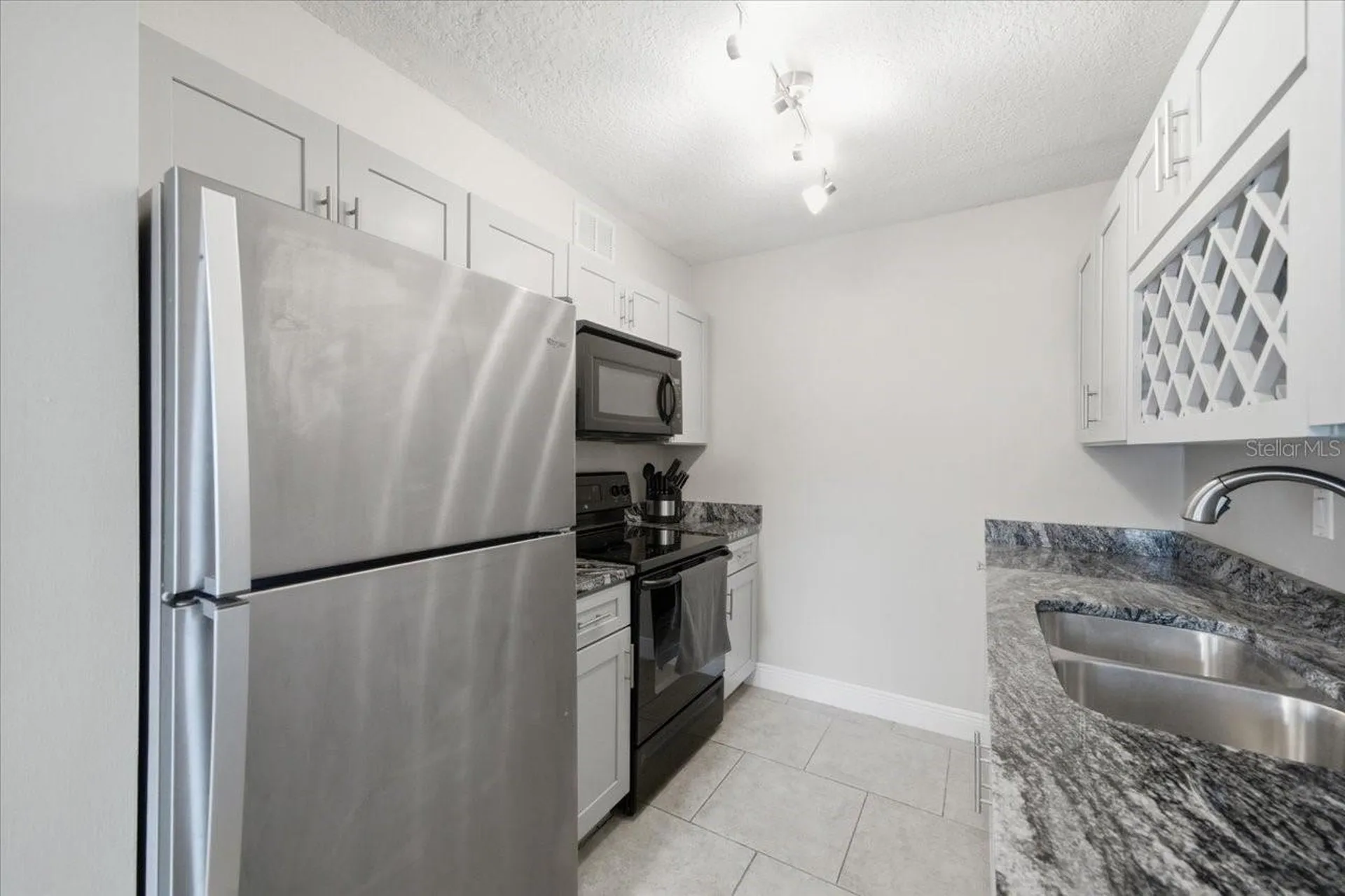 4843 Coquina Key Drive SE St Petersburg FL 33705