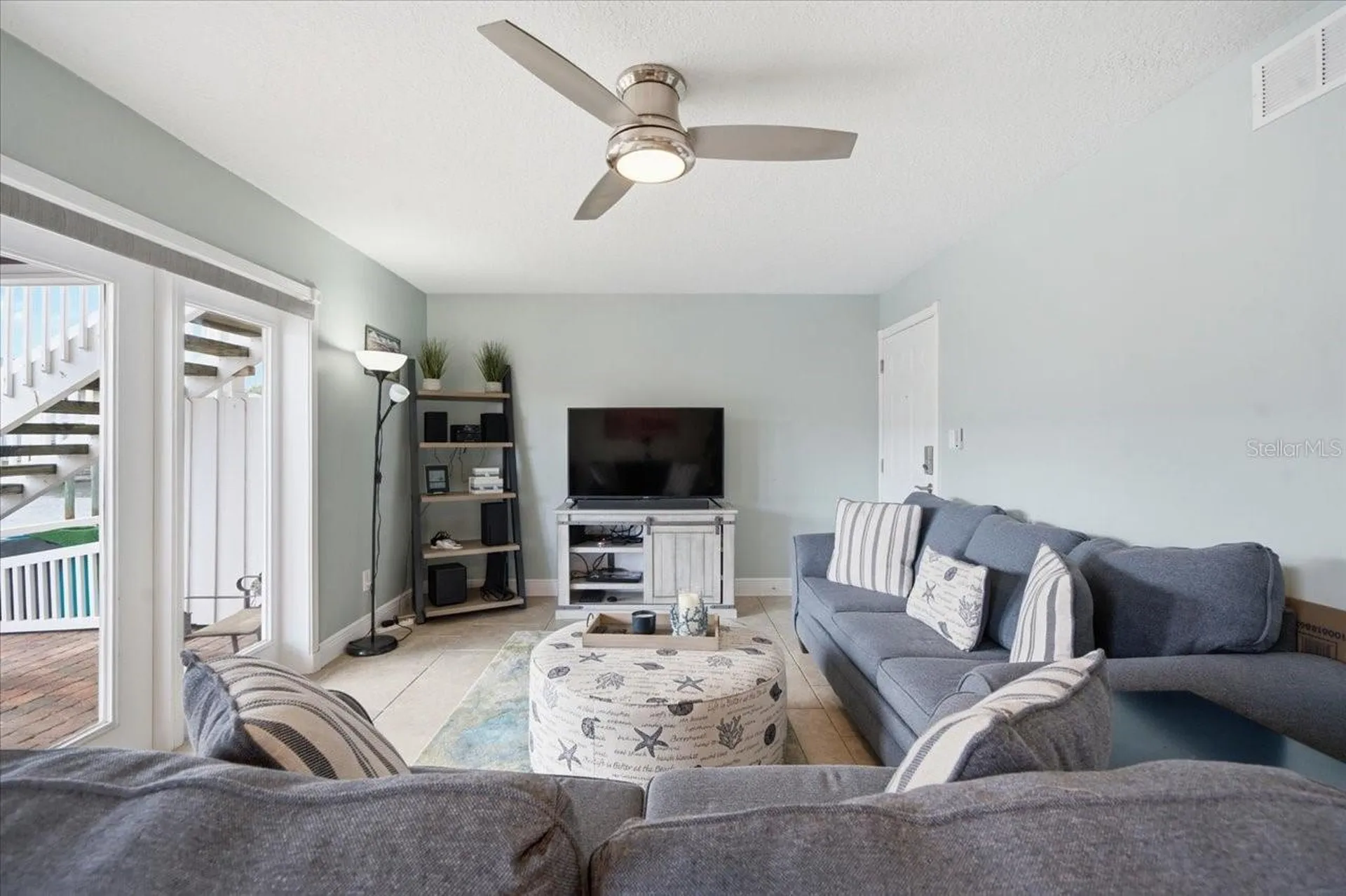 4843 Coquina Key Drive SE St Petersburg FL 33705