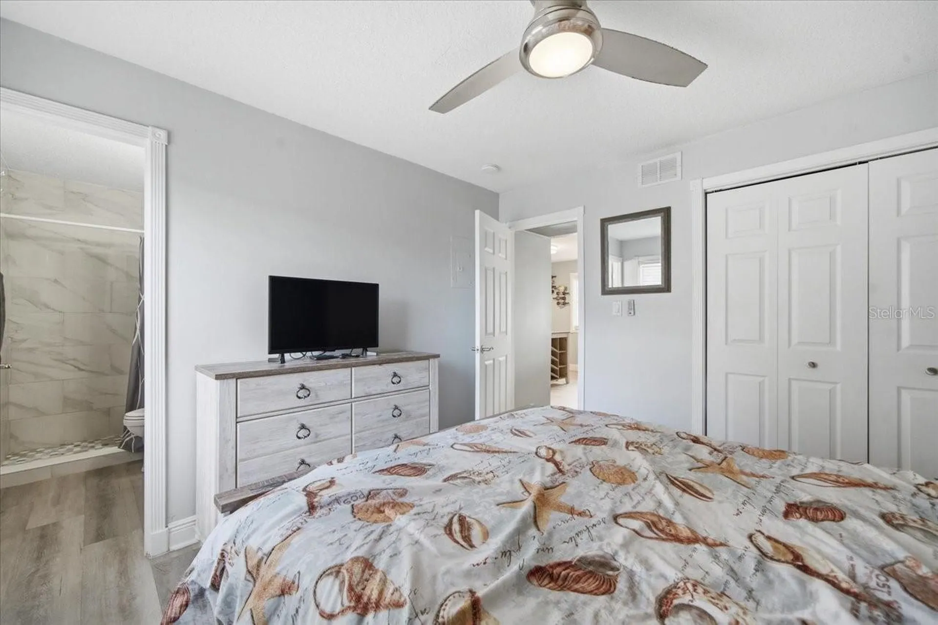 4843 Coquina Key Drive SE St Petersburg FL 33705